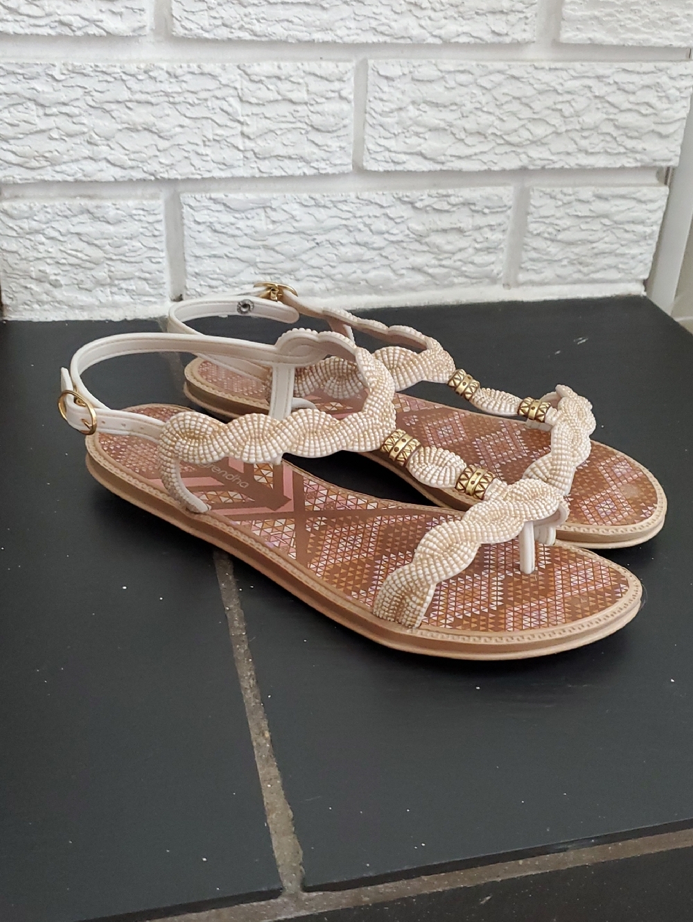 Grendha Boho Summer Braided Bead T-Strap Sandals in Cream with Gold Accents Sz 6